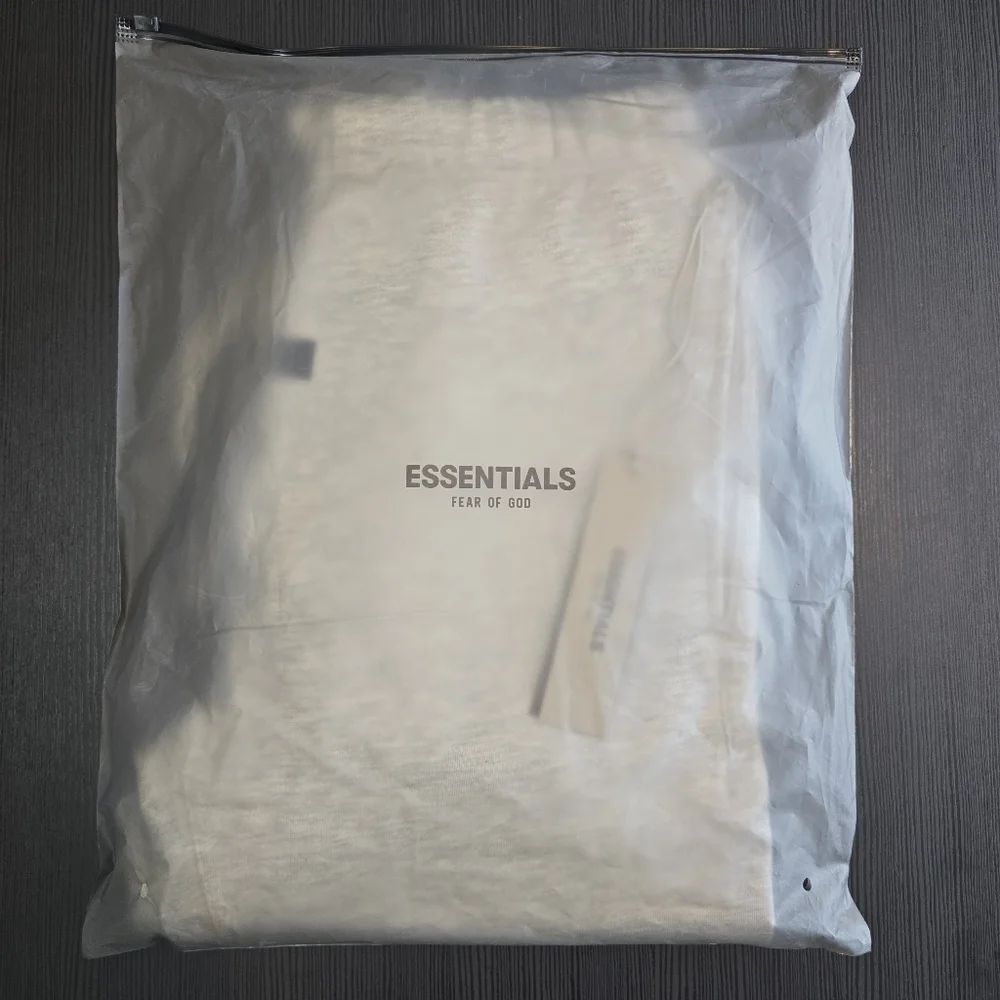 Essentials Fear of God Sweatpants - Light Oakmeal Pants - Picture 4 of 5